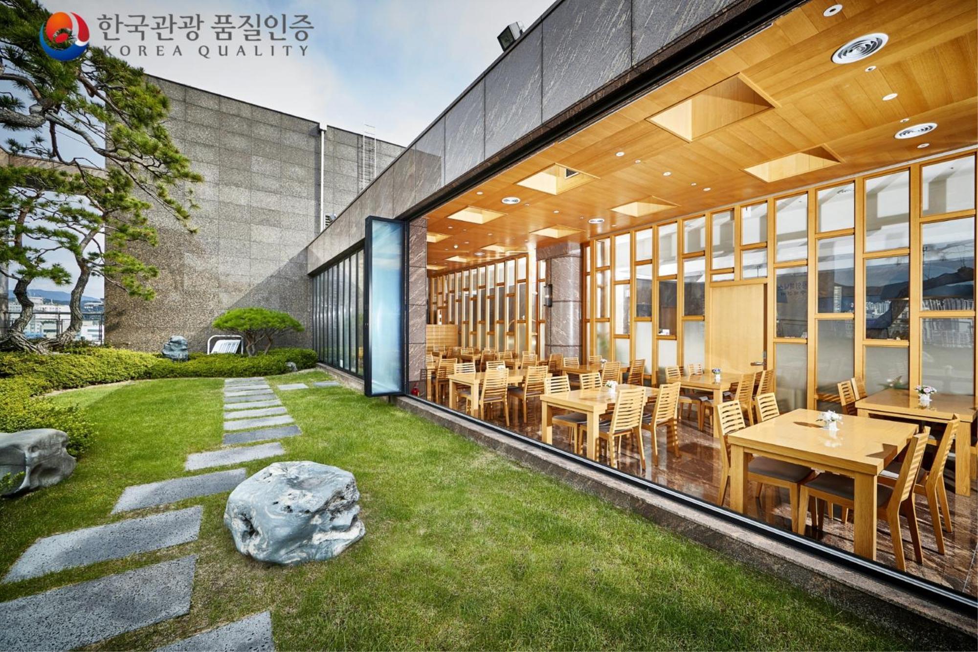 Arban Hotel Busan Exterior foto